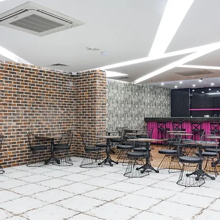 Graf Victor マフムトラール