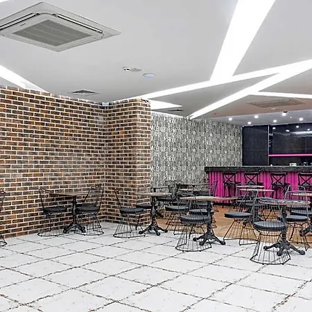 Hotel Graf Victor 4*