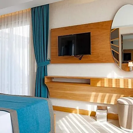 Graf Victor Hotel 4*