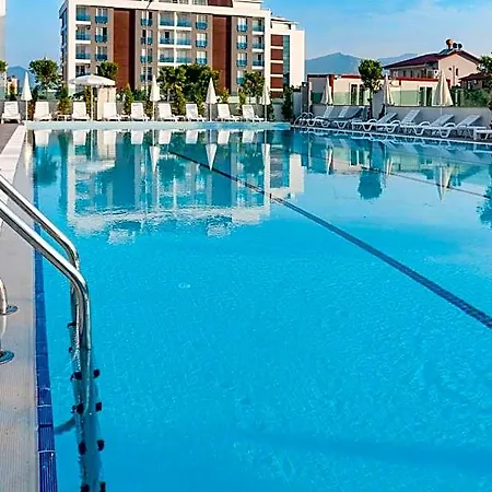 Hotel Graf Victor 4*