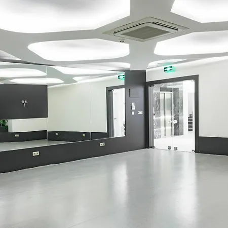 Graf Victor Hotell 4*